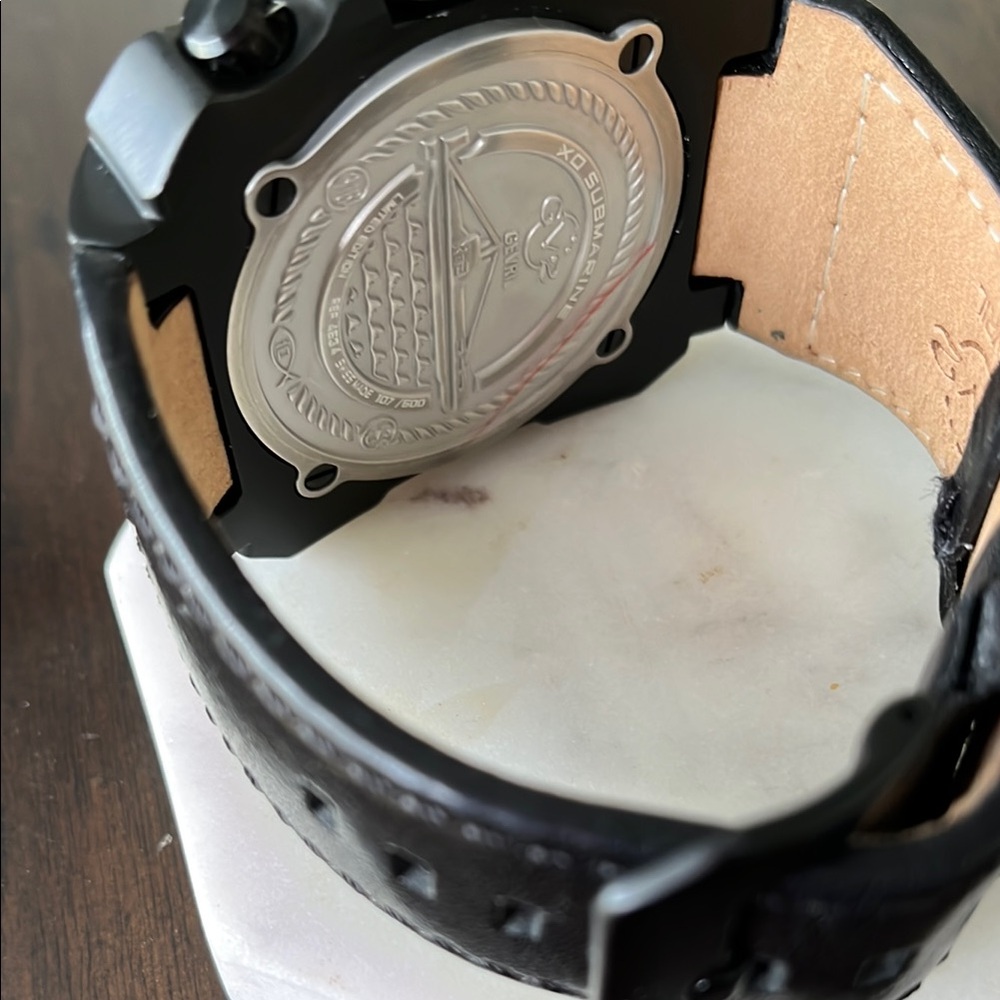 GENEVA Black and Red Dive Watch - Picture 4 of 4